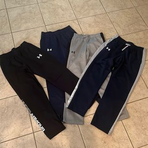 Lot of boys UA pants (4 pair), size large